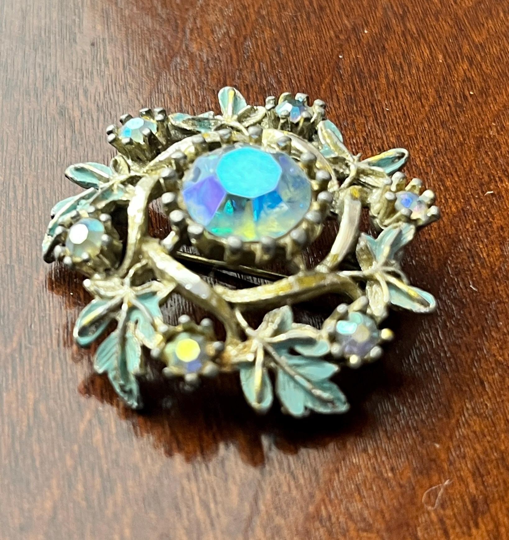 Vintage Aurora Borealis Rhinestone Floral Wreath Brooch Pin Blue Enamel Gold Tone