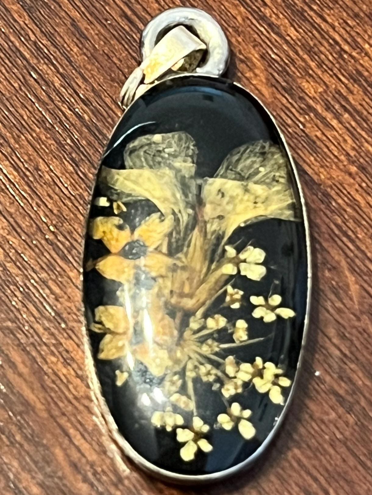 Real Dried Flower Resin Pendant Necklace Charm, Botanical Floral Jewellery, Oval Black Background Pendant