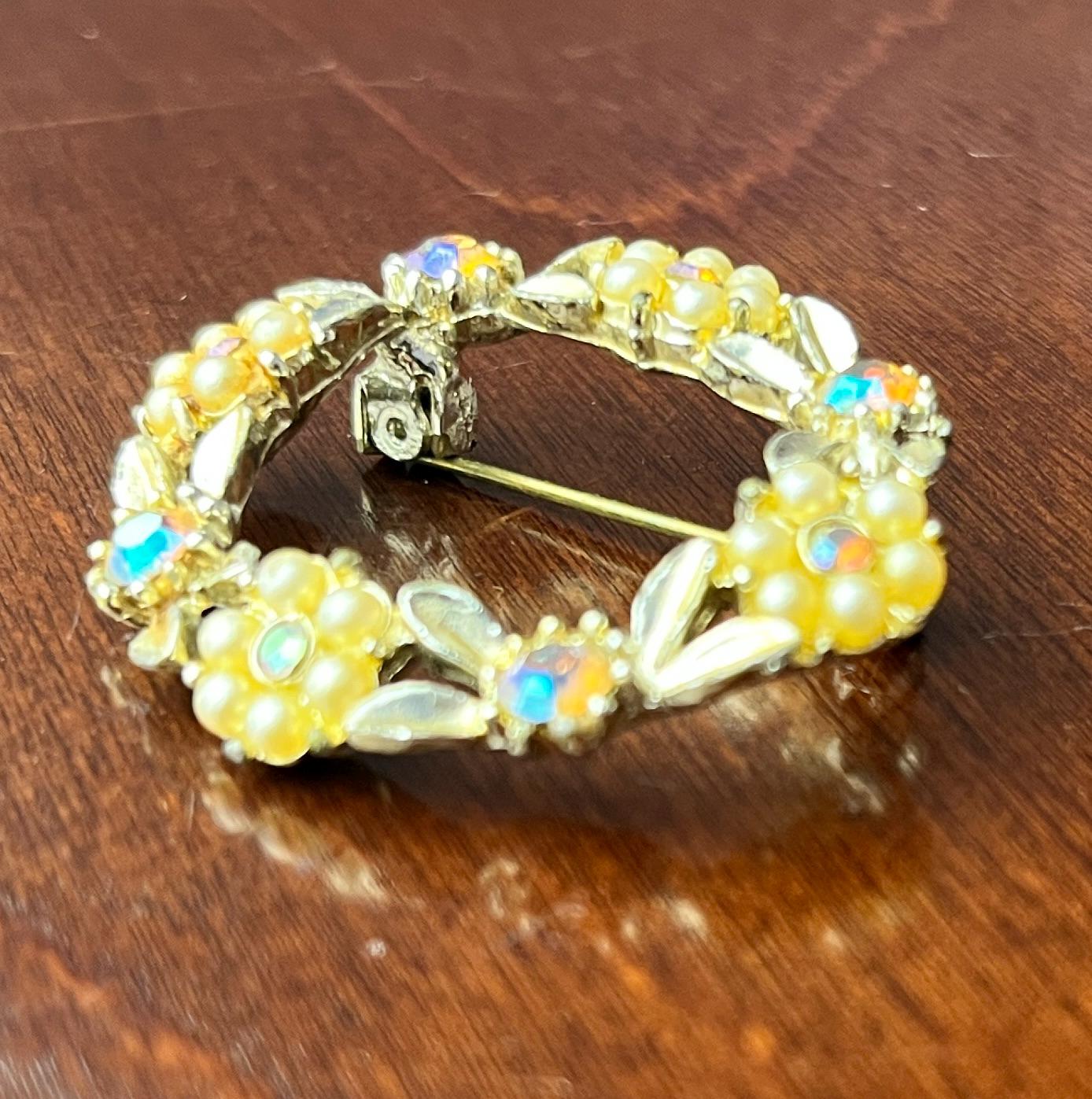 Vintage Aurora Borealis Rhinestone Floral Wreath & Faux Pearl Brooch Pin Blue Enamel Gold Tone