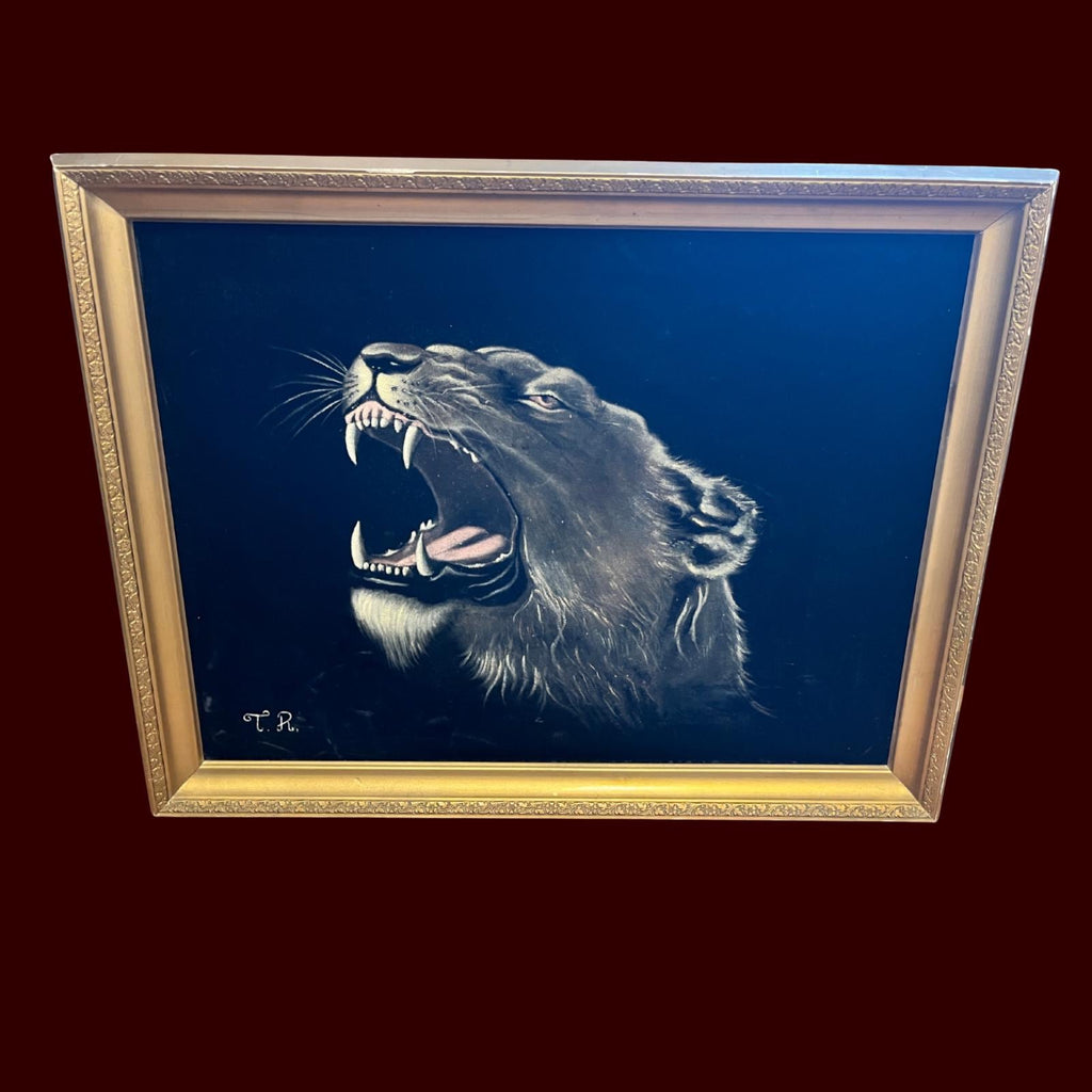 Vintage Black Velvet Lioness Painting: Roaring Big Cat, Retro 1970s Lounge Art