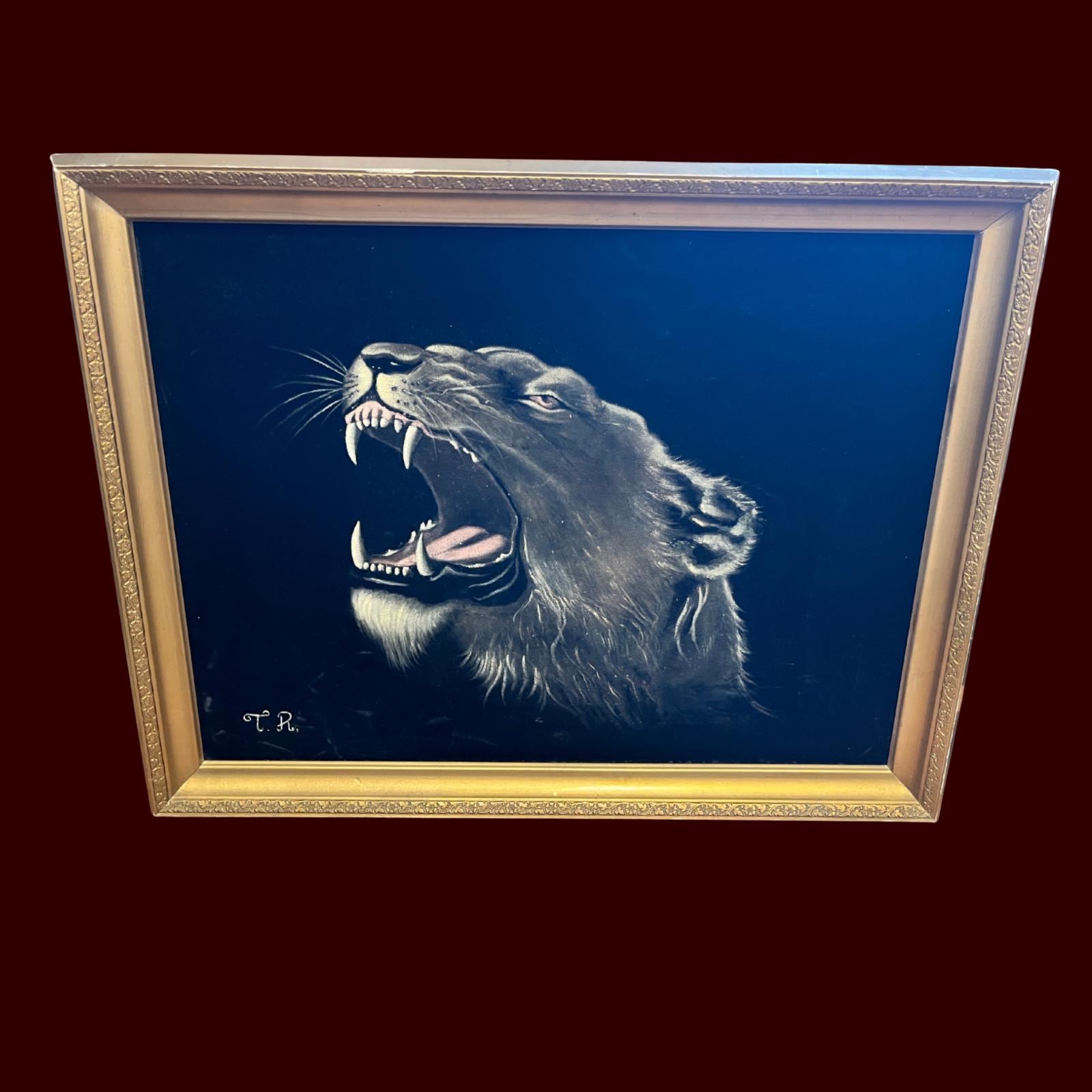Vintage Black Velvet Lioness Painting: Roaring Big Cat, Retro 1970s Lounge Art