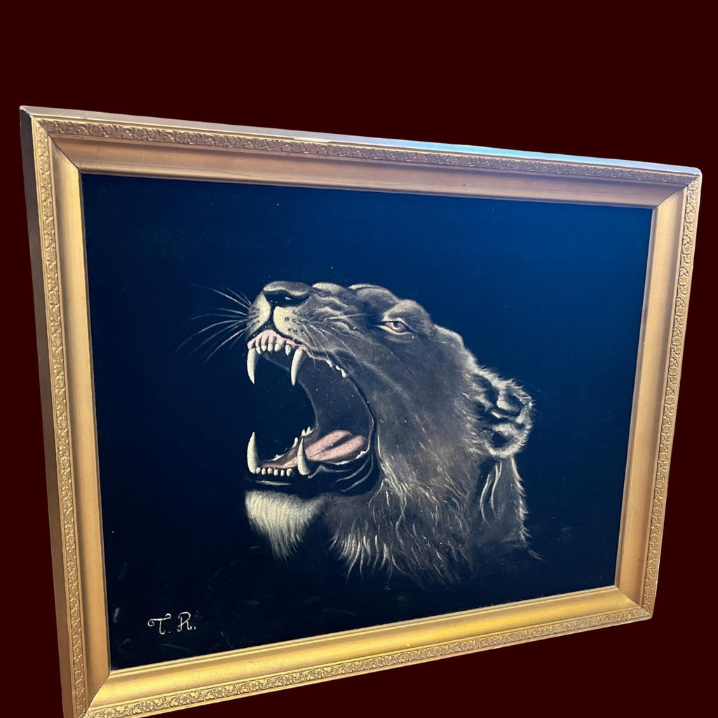 Vintage Black Velvet Lioness Painting: Roaring Big Cat, Retro 1970s Lounge Art