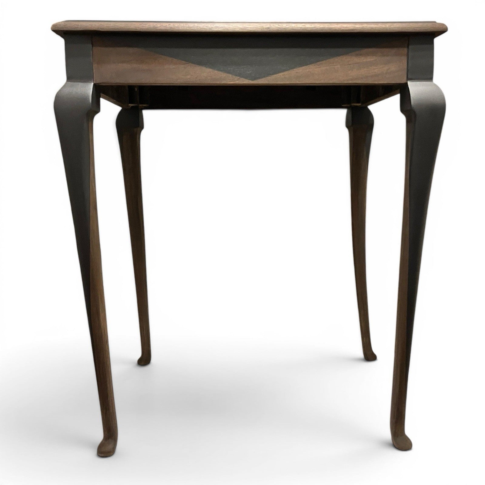 Vintage Side Table / Lamp Table Queen Anne Style – Refinished Dark Wood Occasion