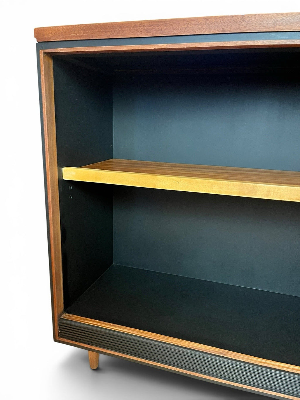Mid Century Bookcase / Shelving Cabinet – Upcycled Retro Display Shelf 107cm