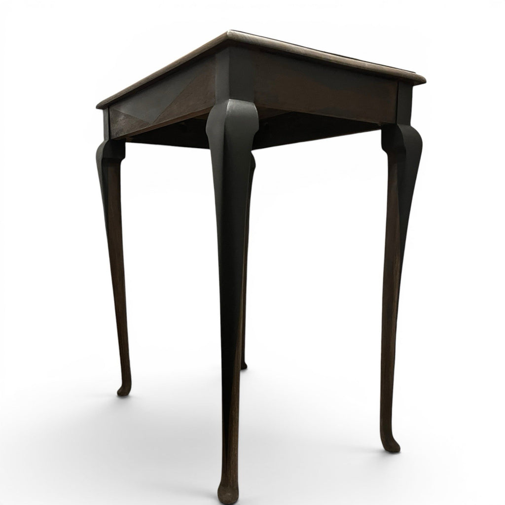 Vintage Side Table / Lamp Table Queen Anne Style – Refinished Dark Wood Occasion