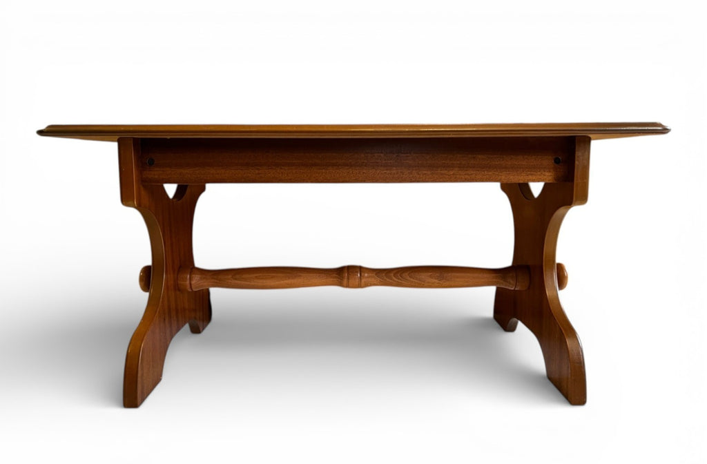 Vintage Wooden Coffee Table 86cm Length 46cm Width 39cm Height Turned Stretcher