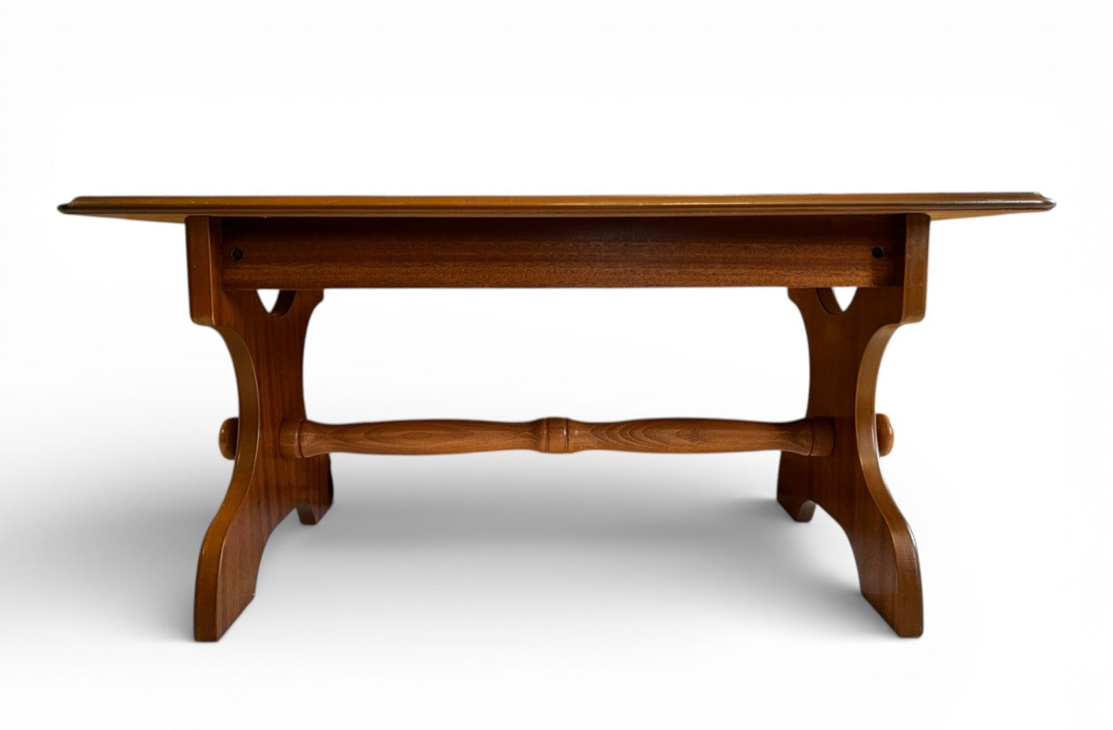 Vintage Wooden Coffee Table 86cm Length 46cm Width 39cm Height Turned Stretcher